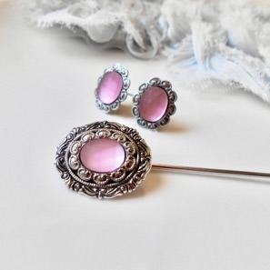 Collector broche ancienne couleur argent cabochon turquoise bijou vintage 2154